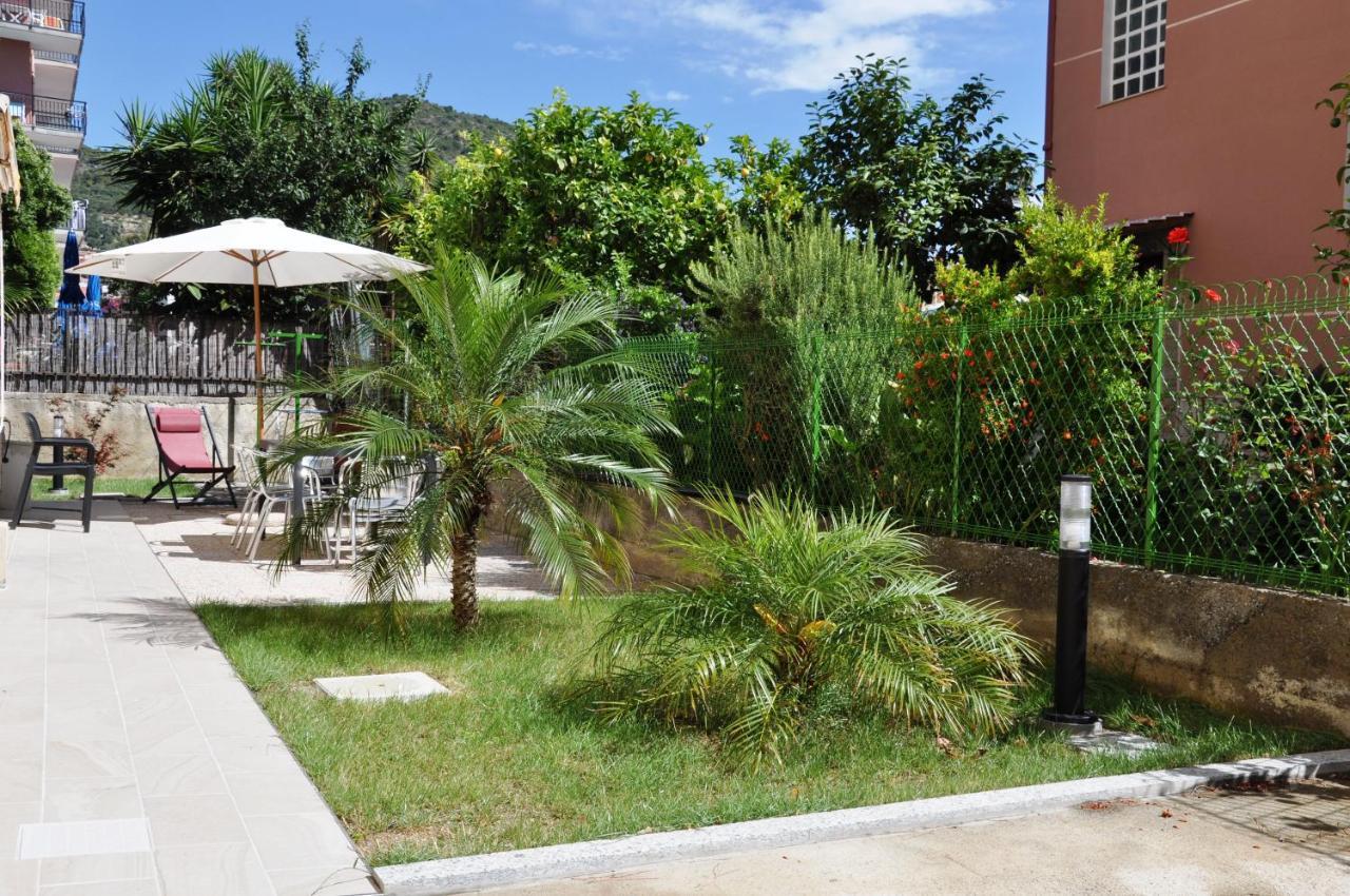 Via Battisti 231 1 Apartment ปิเอตราลิกูเร ภายนอก รูปภาพ